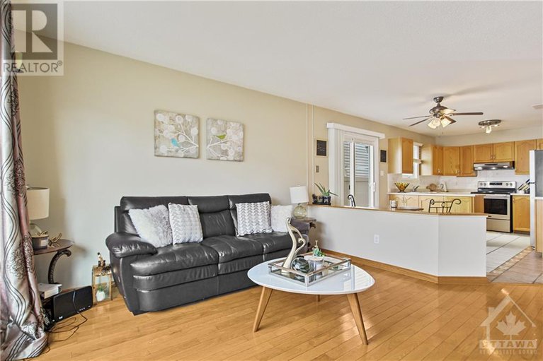 27108725/2103-gardenway-drive/fallingbrook/ottawa/ontario/K4A3K2_6