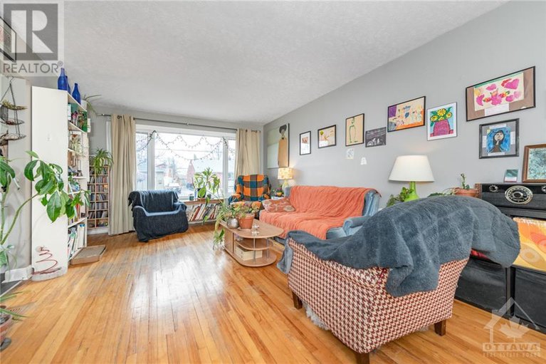 26760683/2421-iris-street/queensway-terrace-south/ottawa/ontario/K2C1C7_8