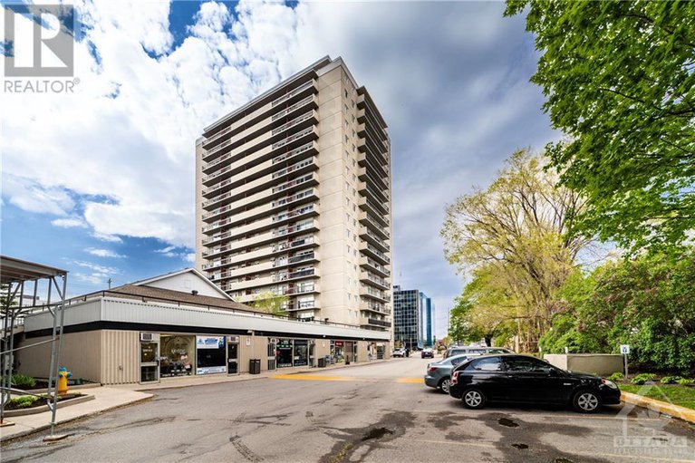 26897374/158a-mcarthur-avenue-unit105/vanier/ottawa/ontario/K1L7E7_3