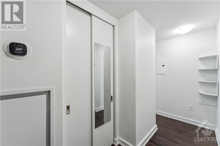 27125314/111-champagne-avenue-s-unit1404/dows-lakelittle-italy/ottawa/ontario/K1S5V3_6