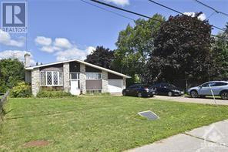 27066210/4347-innes-road/queenswood-heights-south/ottawa/ontario/K1C1T1_2