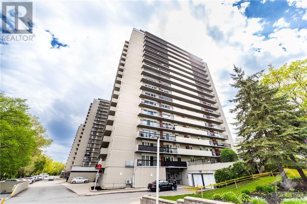 158a Mcarthur Avenue Unit#105