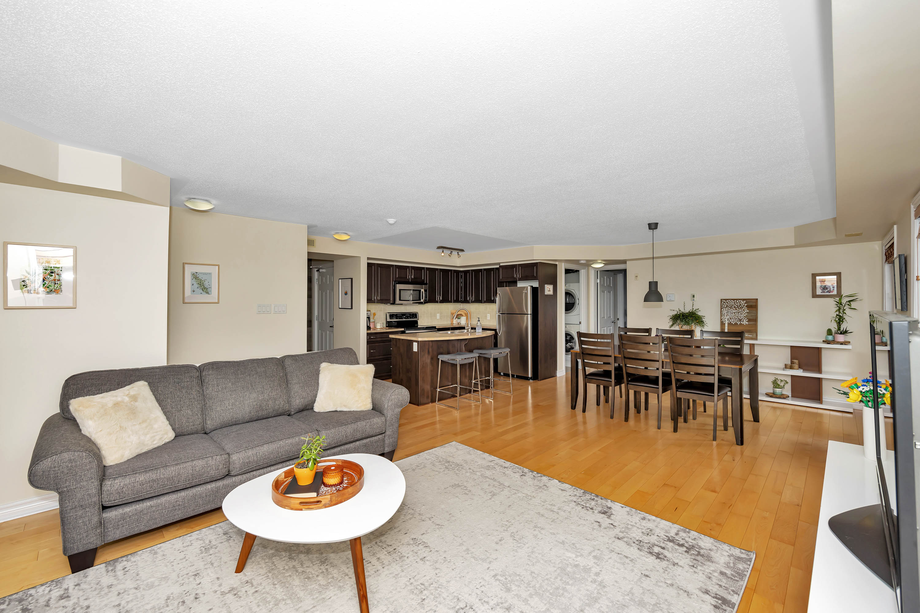 297 Cresthaven Drive, Unit 5