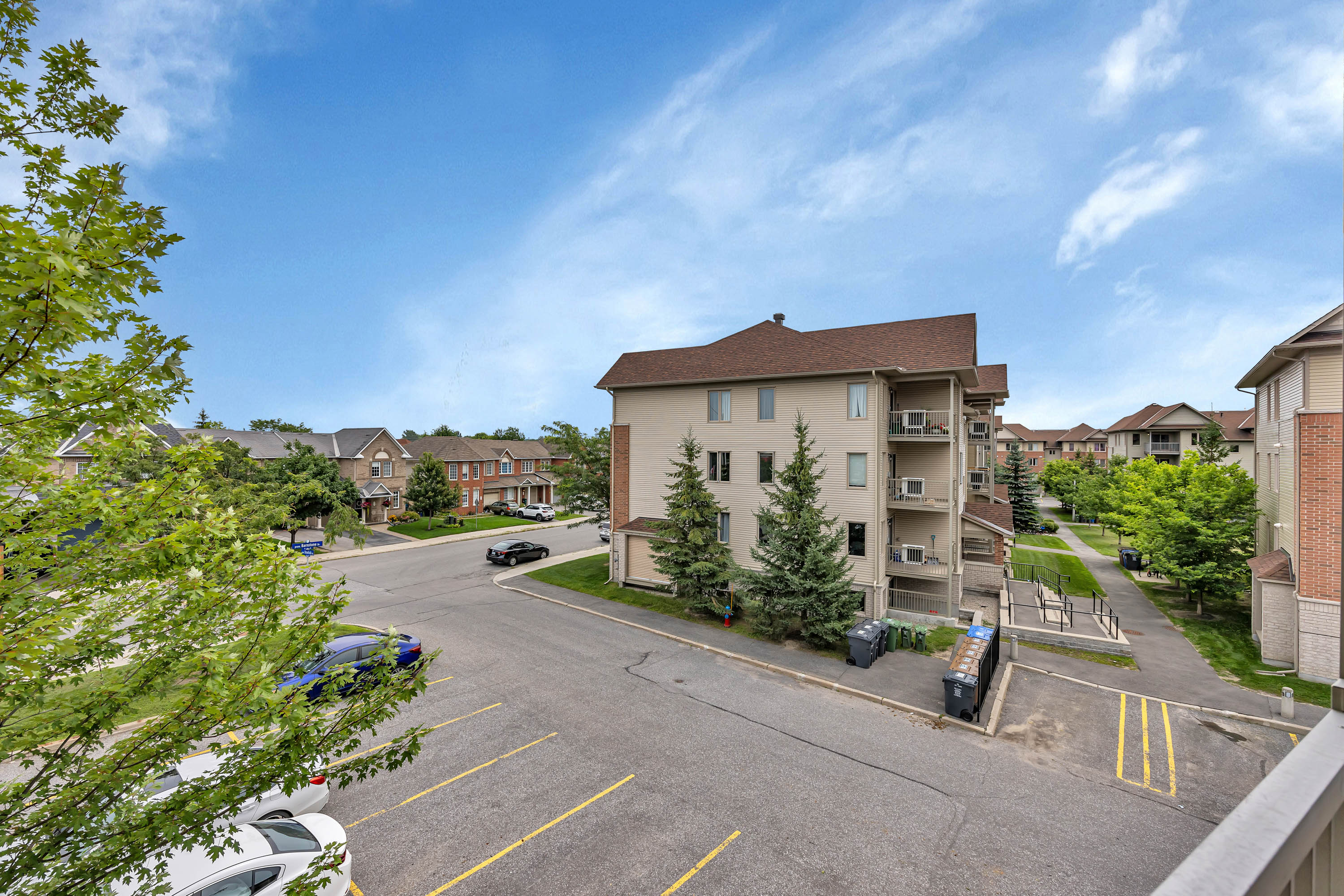 297 Cresthaven Drive, Unit 5