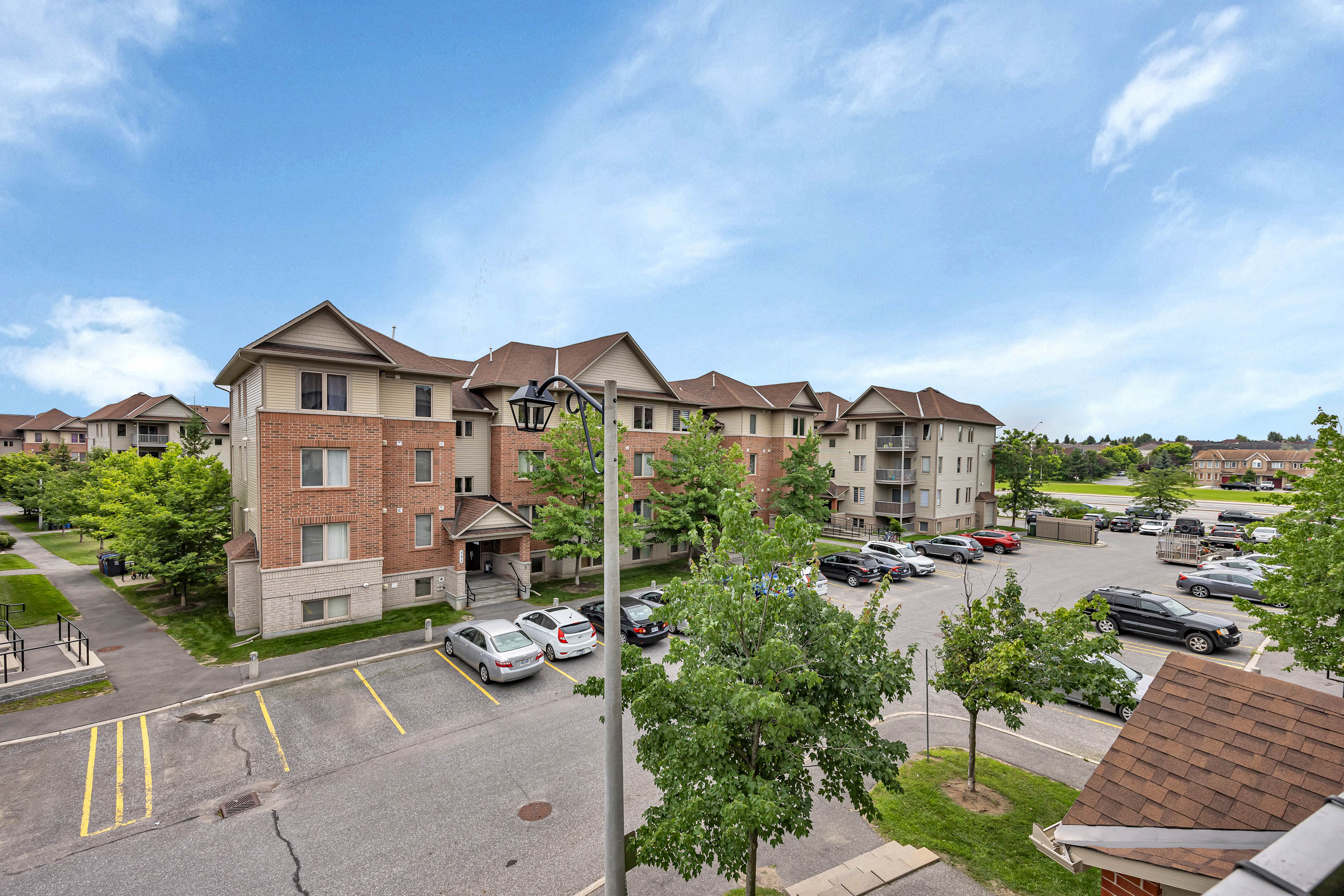 297 Cresthaven Drive, Unit 5